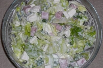 Salata fresh cu dressing iaurt (2 persoane)