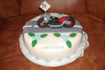 TORT MOTOCICLETA(MOTORCYCLE CAKE)