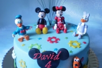 TORT CU MICKEY SI PRIETENII