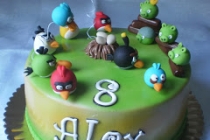 ANGRY BIRDS