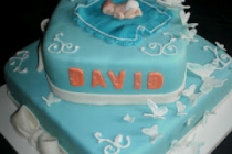 TORT BOTEZ CU FLUTURI PENTRU DAVID