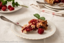 Crumble de zmeura (Raspberry crumble)