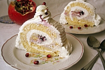 Rulada cu mascarpone si afine