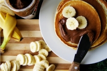 Pancakes cu Nutella si banane
