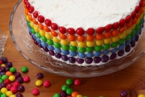 Tort curcubeu - rainbow cake