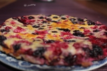 Clafoutis cu mixt de fructe