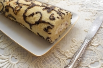 Swiss roll cu mascarpone, rodie si goji