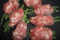 FASOLE VERDE CU CARNE TOCATA