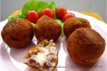 Arancini di riso - chiftelute de orez