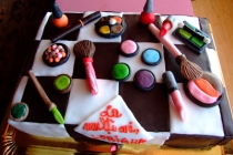 MAKE UP CAKE- LORIANA