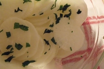 salata de ridiche alba (daikon)