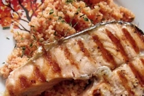 CUȘCUȘ CU SOMON (couscous and grilled salmon)