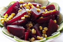 SALATA CU SFECLA ROSIE SI PORUMB (BEETROOT AND CORN SALAD)