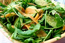 SALATA CU RUCOLA,CASTRAVETI SI MORCOV(ROCKET,CUCUMBER AND CARROT SALAD)