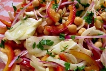 SALATA DE NAUT,FENICUL SI GOGOSAR(CHICKPEA,FENNEL& PEPPER SALAD)