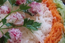 salata  de morcov si ridiche (carrot and radish salad)