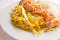 SOMON PRAJIT CU OREZ SI SALATA DE VARZA CU MORCOV (ROASTED SALMON WITH RICE &amp; COLESLAW AND CARROT)