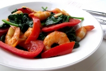 STIR FRY DE CREVETI CU ARDEI SI SPANAC(STIR FRY PRAWNS WITH PEPPERS AND SPINACH)