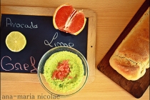 Pateu de avocado cu grapefruit si lime