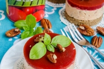 Cheesecake aperitiv cu rosii