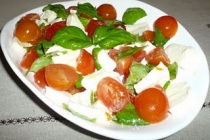 Salata Caprese (2 persoane)