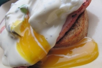 Imitatie de Eggs Benedict