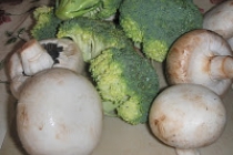 Sote de broccoli cu ciuperci