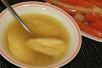 Supă de pui cu găluște de gris