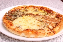 Pizza quatro formaggi