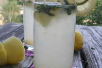 Limonada de lamaie cu menta