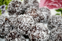 Black Raffaello