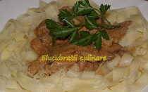 Porc Stroganoff