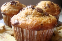 Muffins cu banane si ciocolata