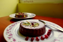 Panna cotta cu ciocolată și peperoncino…