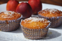 Nectarine cupcakes