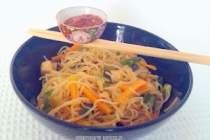 Noodles cu pui