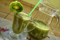 Smoothie de kiwi cu suc de portocale