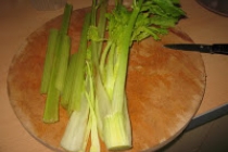 Salata de varza cu apio si rucola