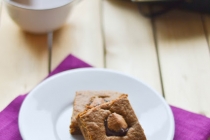 Peanut butter blondies