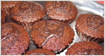 Muffins (briose) cu cacao si pepsi