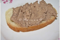 Pate (pateu) din ficat de porc