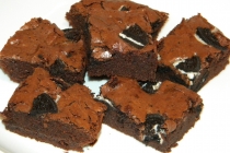 OREO BROWNIES CAKE (NEGRESA CU OREO A LA LORRAINE PASCALE)